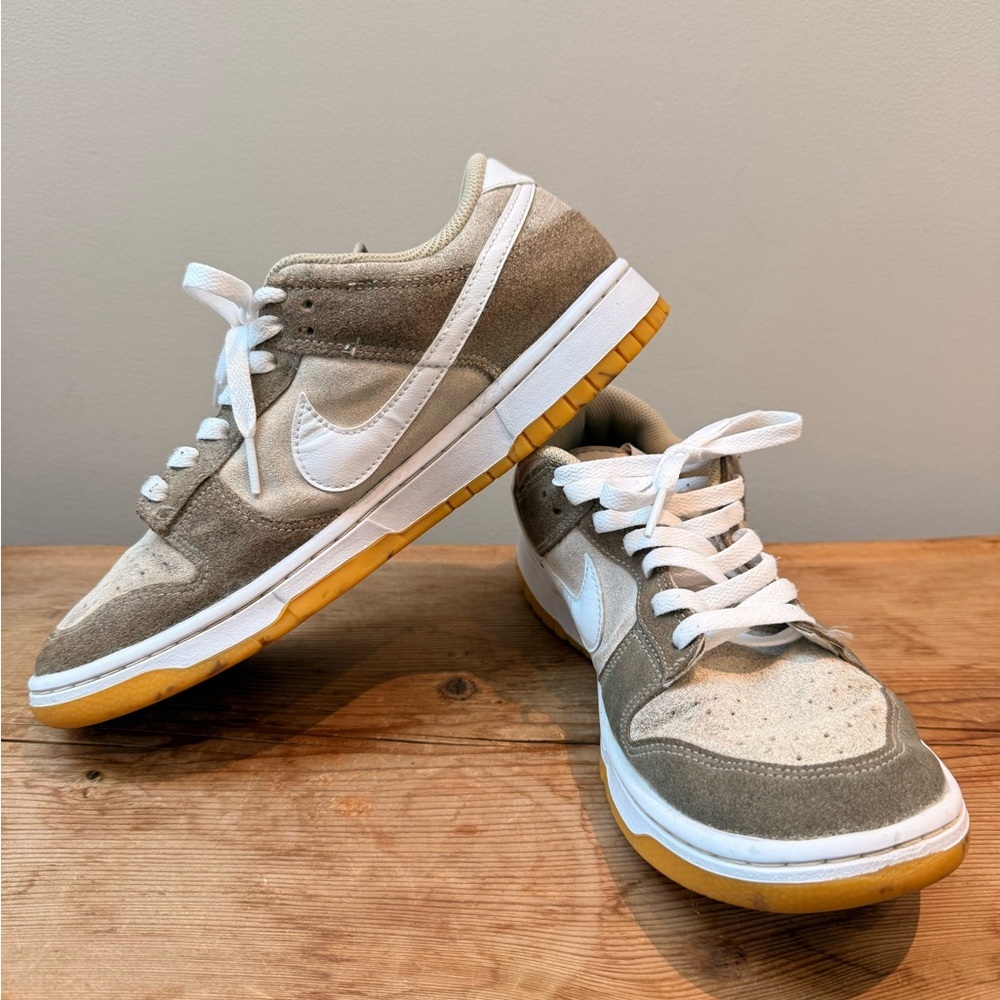 Nike Dunk Low SE Light Orewood Gum